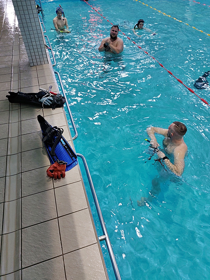 Hokej pod wodą Walenie Siemianowice Śląskie Trening 12 IV 2025